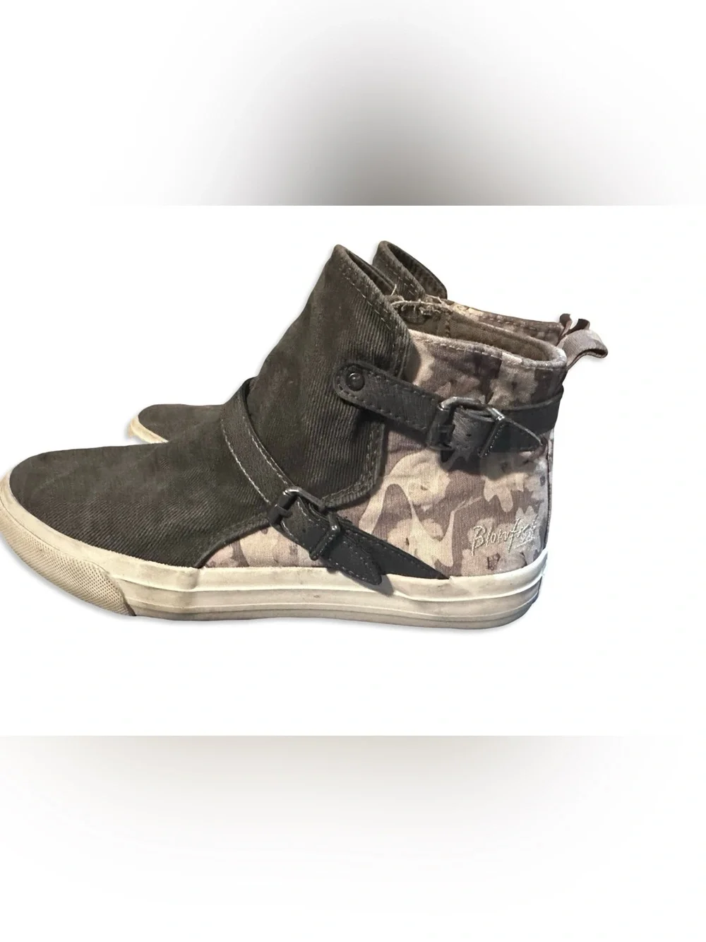 Blowfish high top